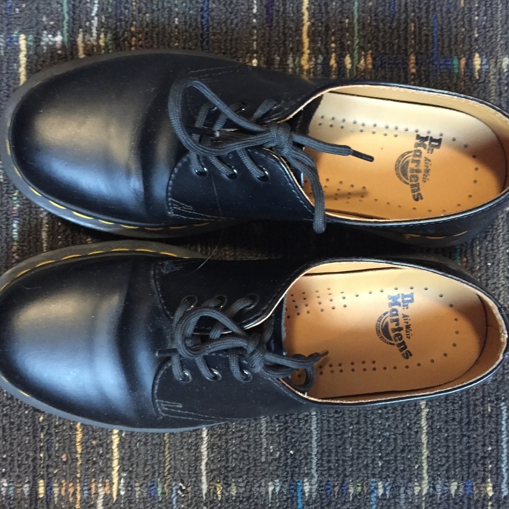 Dr. Martens Women's 1461 Smooth